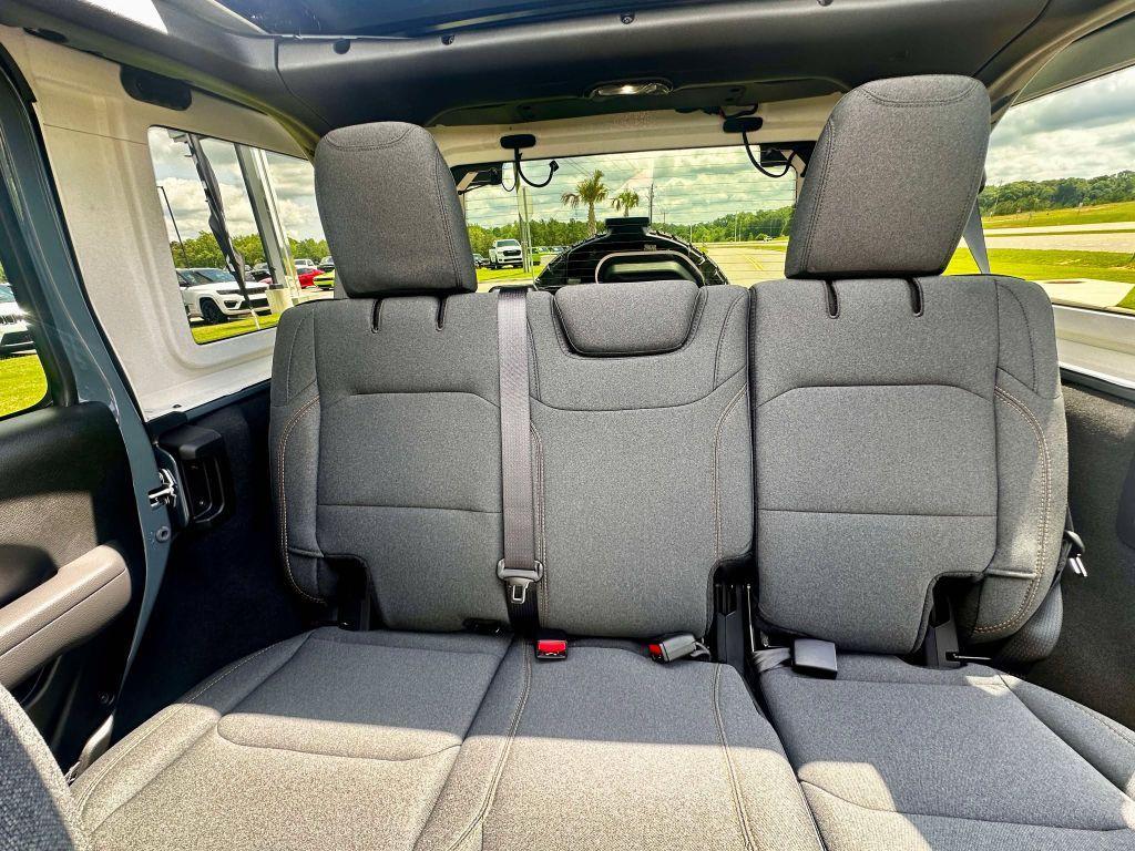 new 2025 Jeep Wrangler car, priced at $55,121