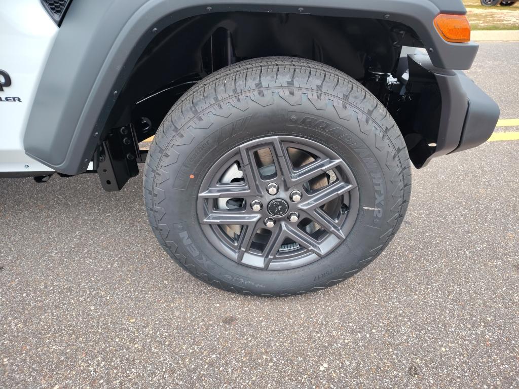 new 2026 Jeep Wrangler car, priced at $44,436