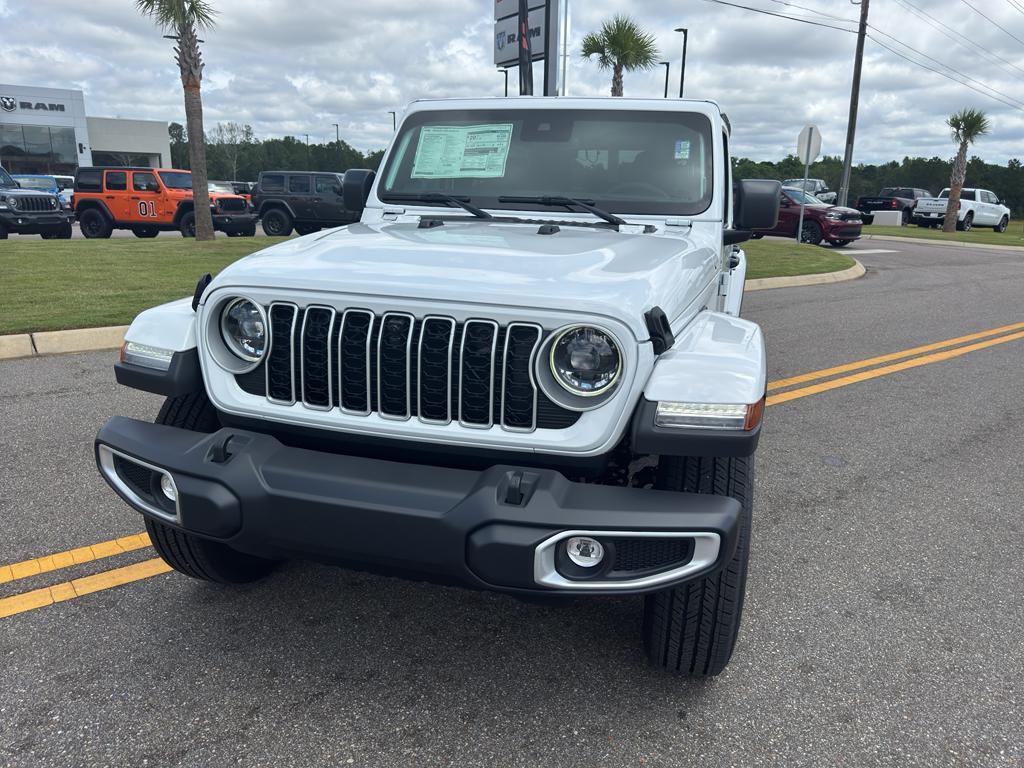 new 2025 Jeep Wrangler car, priced at $52,184