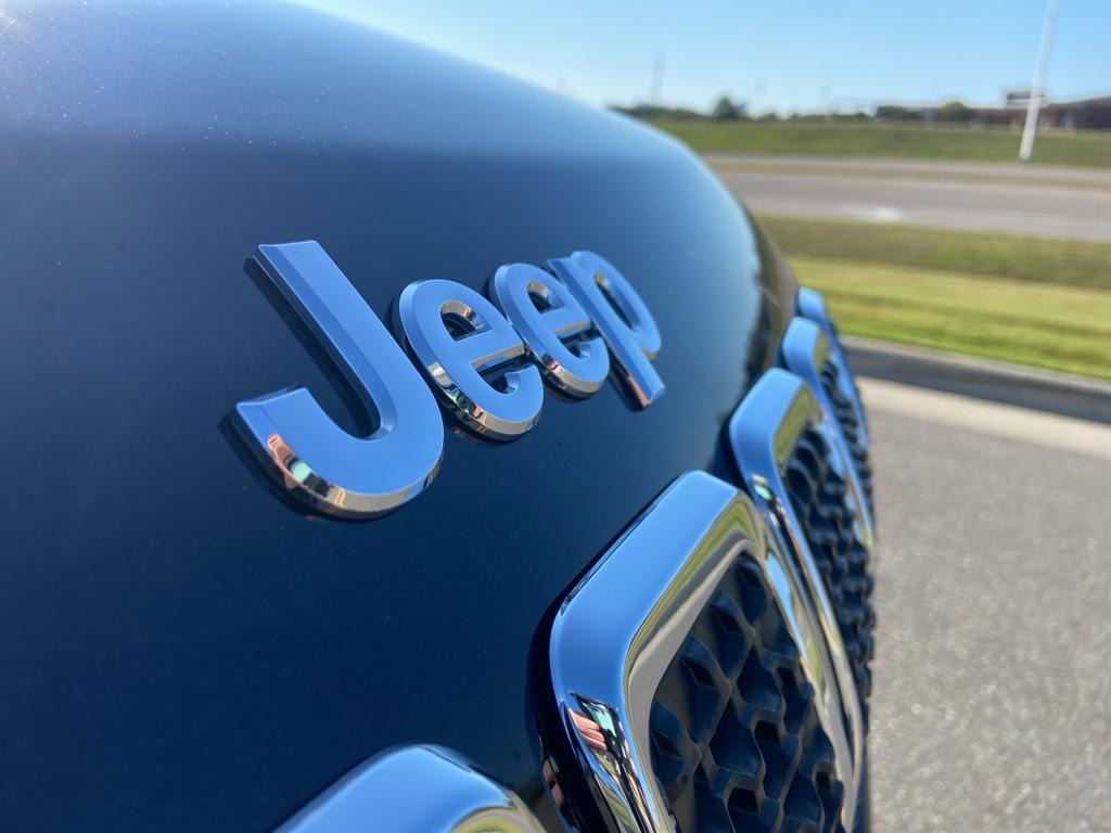 used 2020 Jeep Cherokee car, priced at $20,261