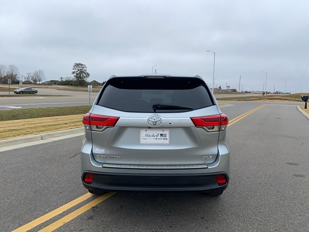 used 2018 Toyota Highlander car, priced at $24,850