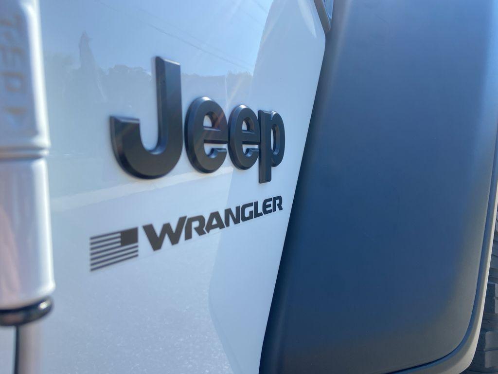 new 2025 Jeep Wrangler car, priced at $50,427