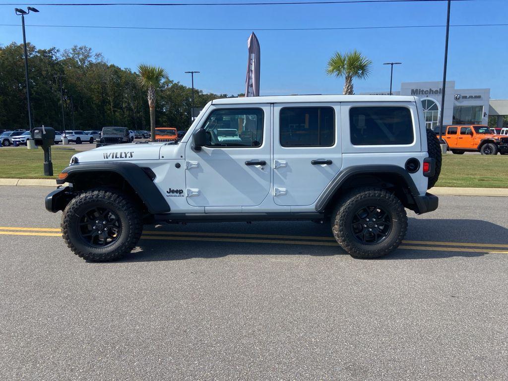 new 2025 Jeep Wrangler car, priced at $50,427