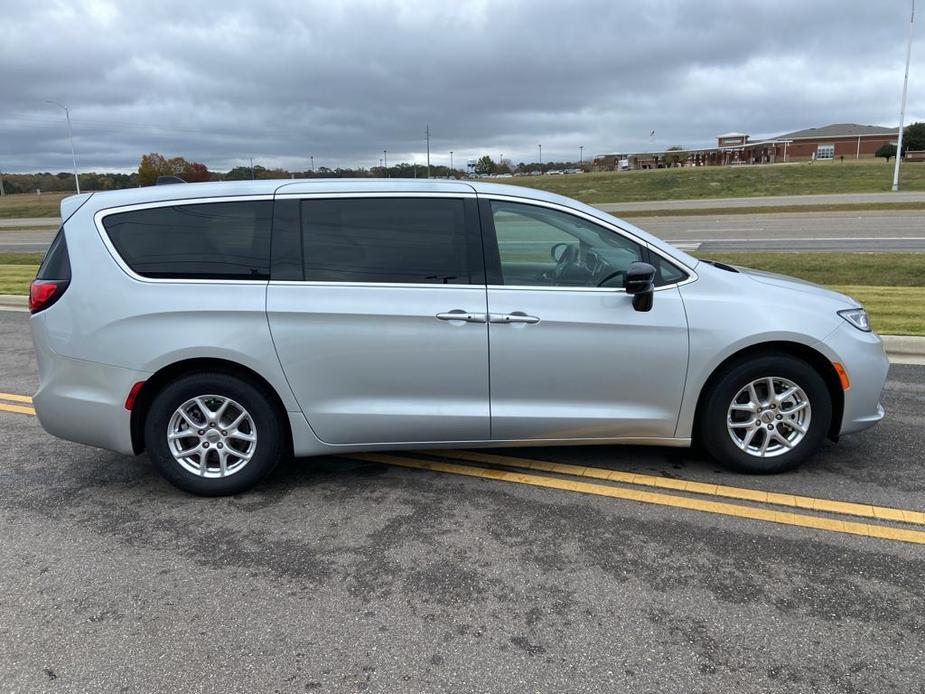 used 2024 Chrysler Pacifica car, priced at $36,612