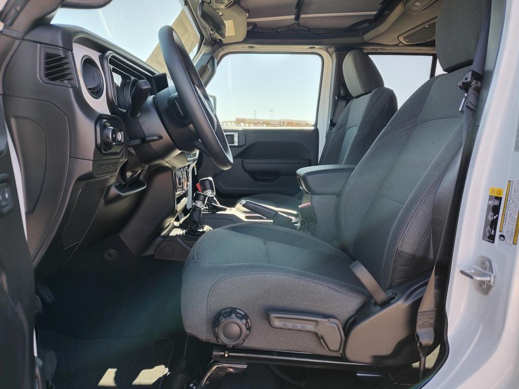 new 2026 Jeep Wrangler car, priced at $40,080