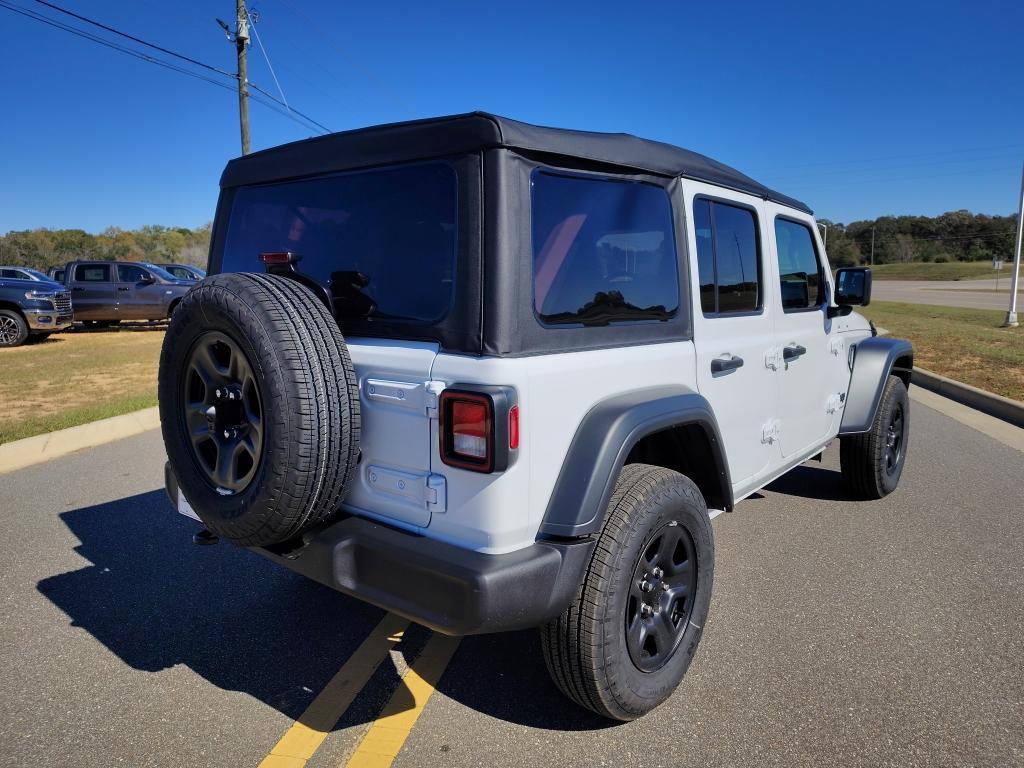 new 2026 Jeep Wrangler car, priced at $40,080