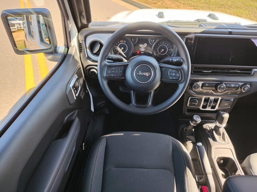 new 2026 Jeep Wrangler car, priced at $40,080