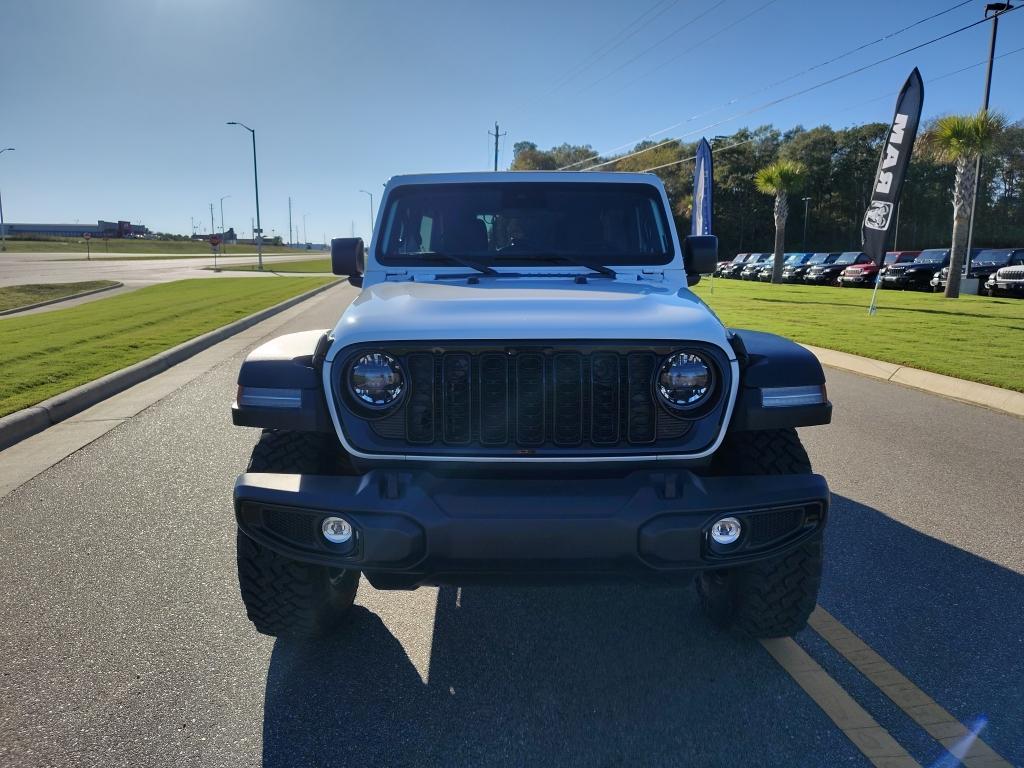new 2025 Jeep Wrangler car, priced at $48,536