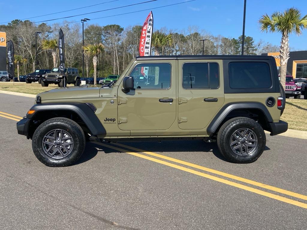 new 2025 Jeep Wrangler car, priced at $46,021