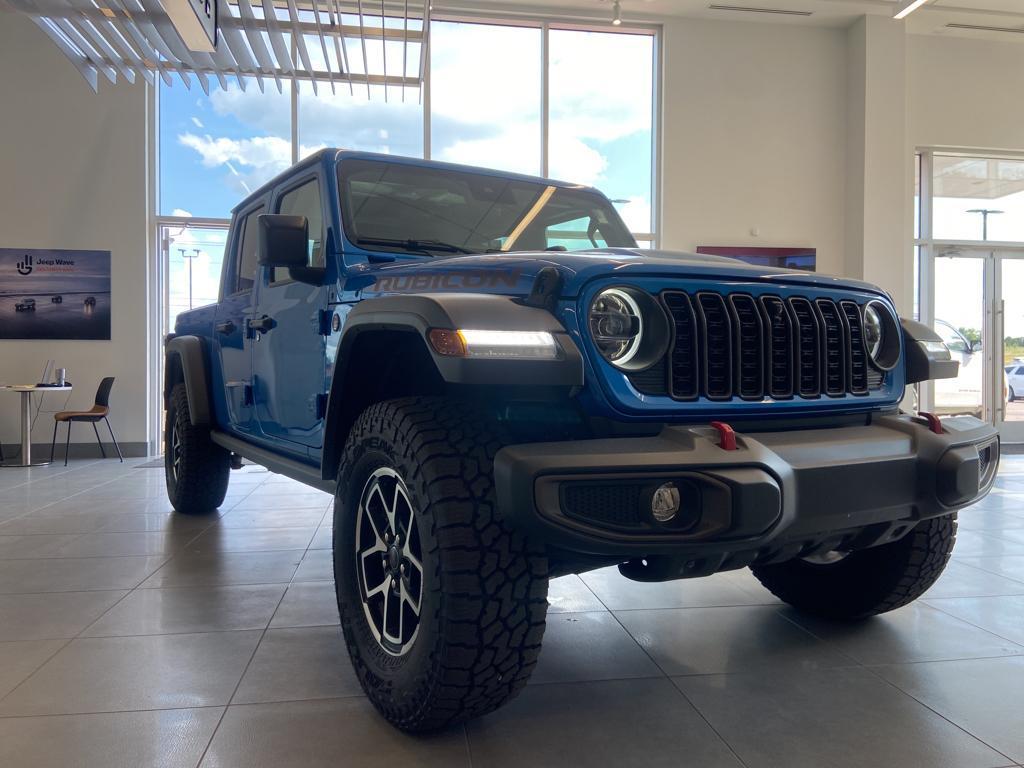 new 2024 Jeep Gladiator car, priced at $60,451