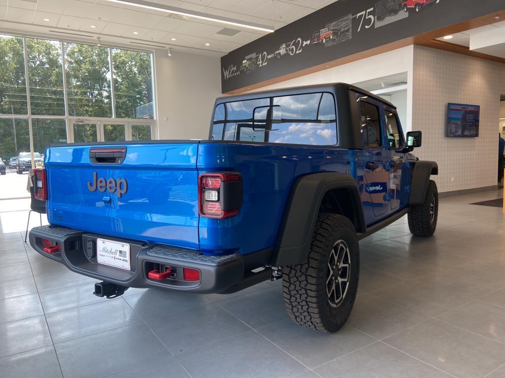 new 2024 Jeep Gladiator car, priced at $60,451