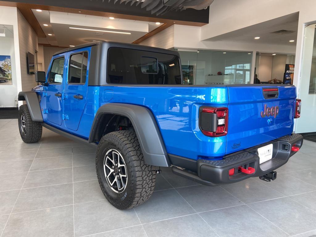 new 2024 Jeep Gladiator car, priced at $60,451