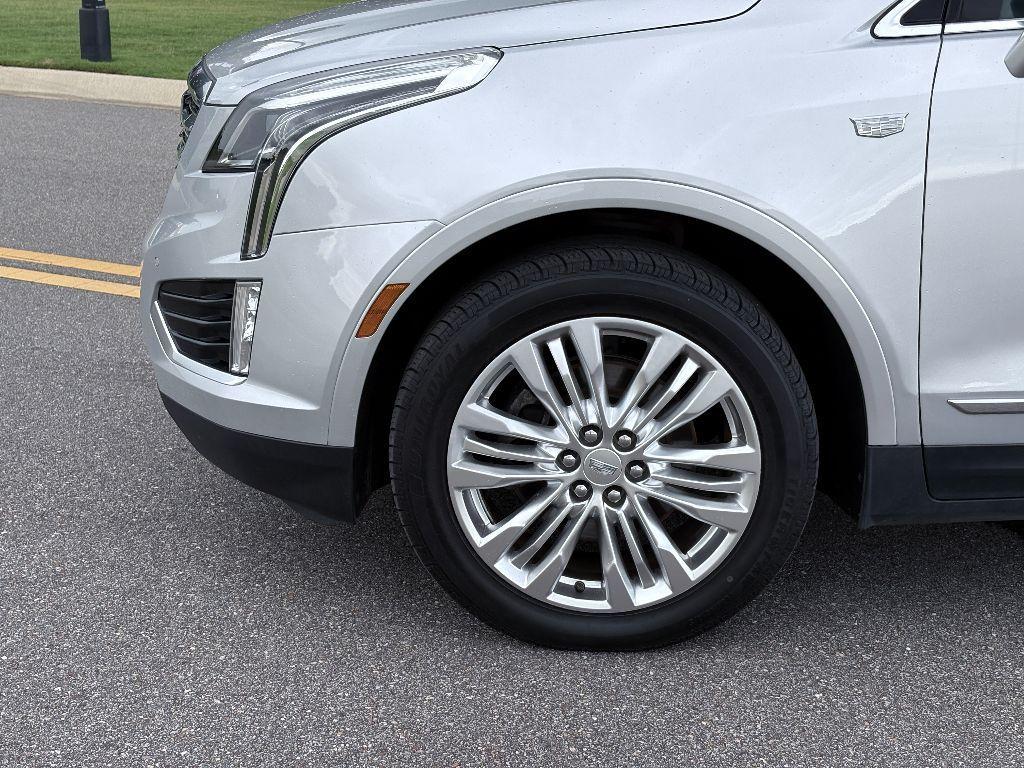 used 2019 Cadillac XT5 car, priced at $20,250