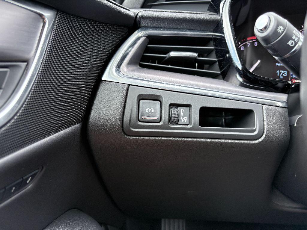 used 2019 Cadillac XT5 car, priced at $20,250