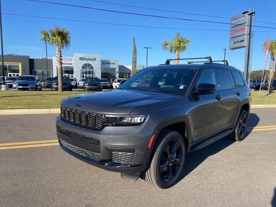 new 2024 Jeep Grand Cherokee L car, priced at $43,901