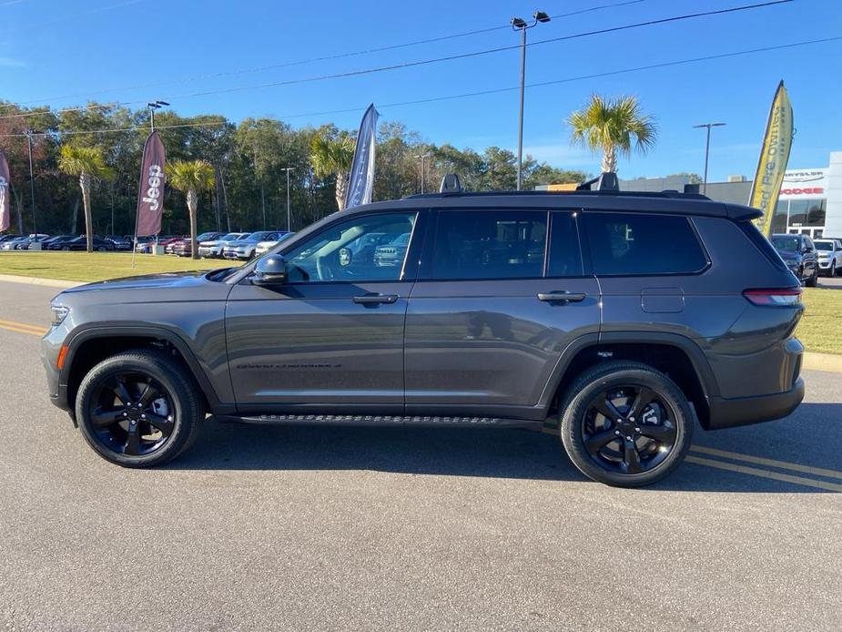 new 2024 Jeep Grand Cherokee L car, priced at $43,901