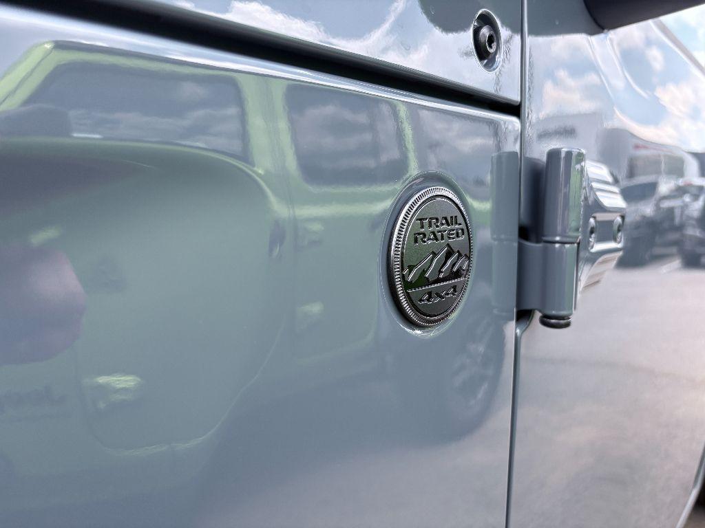 new 2025 Jeep Wrangler car, priced at $42,680