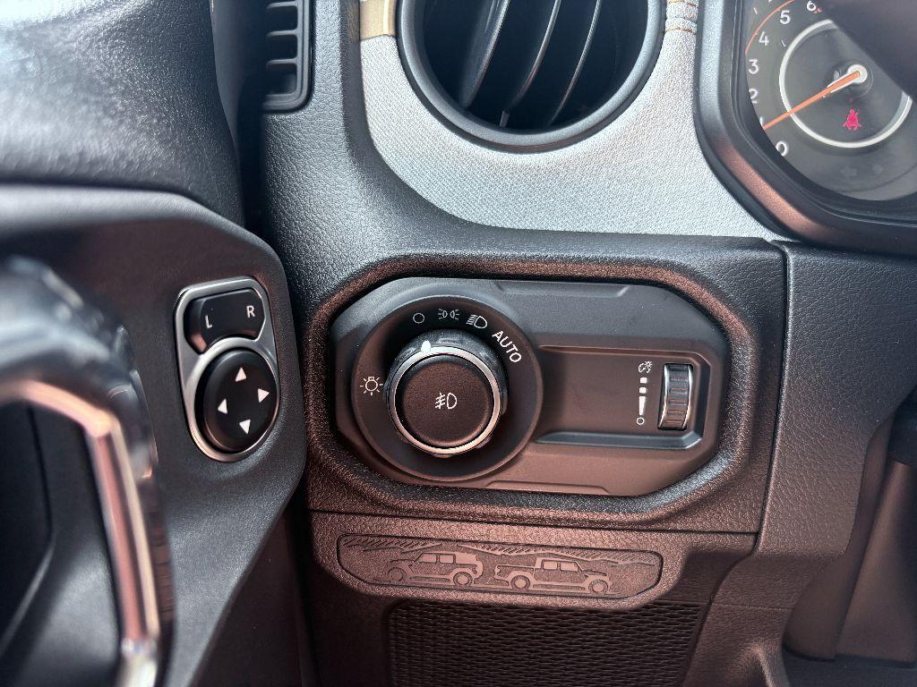 new 2025 Jeep Wrangler car, priced at $42,680
