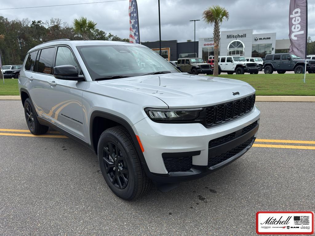 new 2025 Jeep Grand Cherokee L car, priced at $45,933
