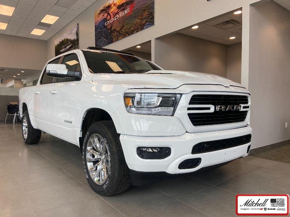 new 2024 Ram 1500 car, priced at $61,092