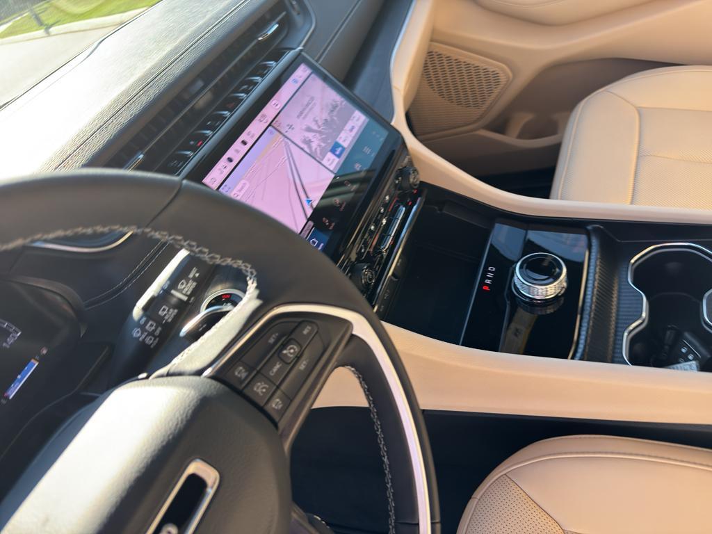 new 2025 Jeep Grand Cherokee car, priced at $47,412