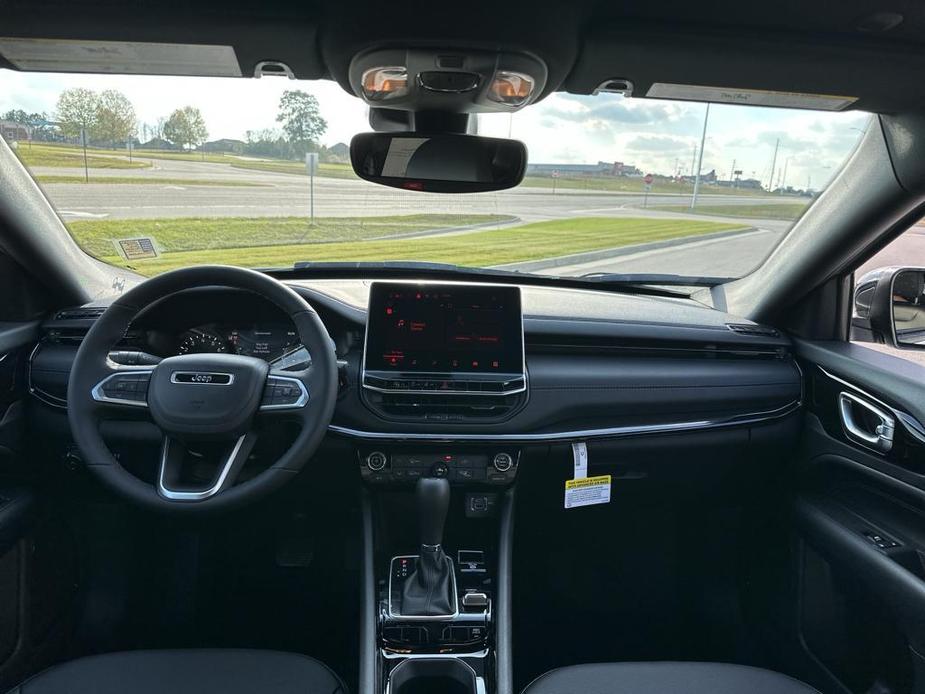 new 2025 Jeep Compass car, priced at $29,125