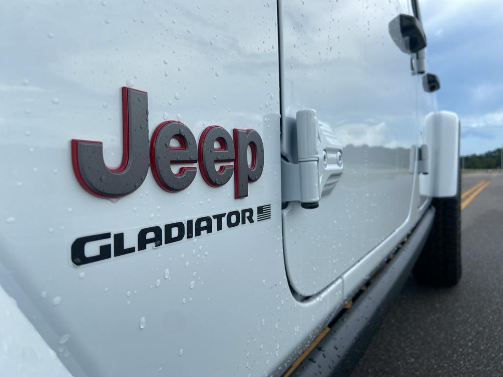 new 2025 Jeep Gladiator car, priced at $54,331
