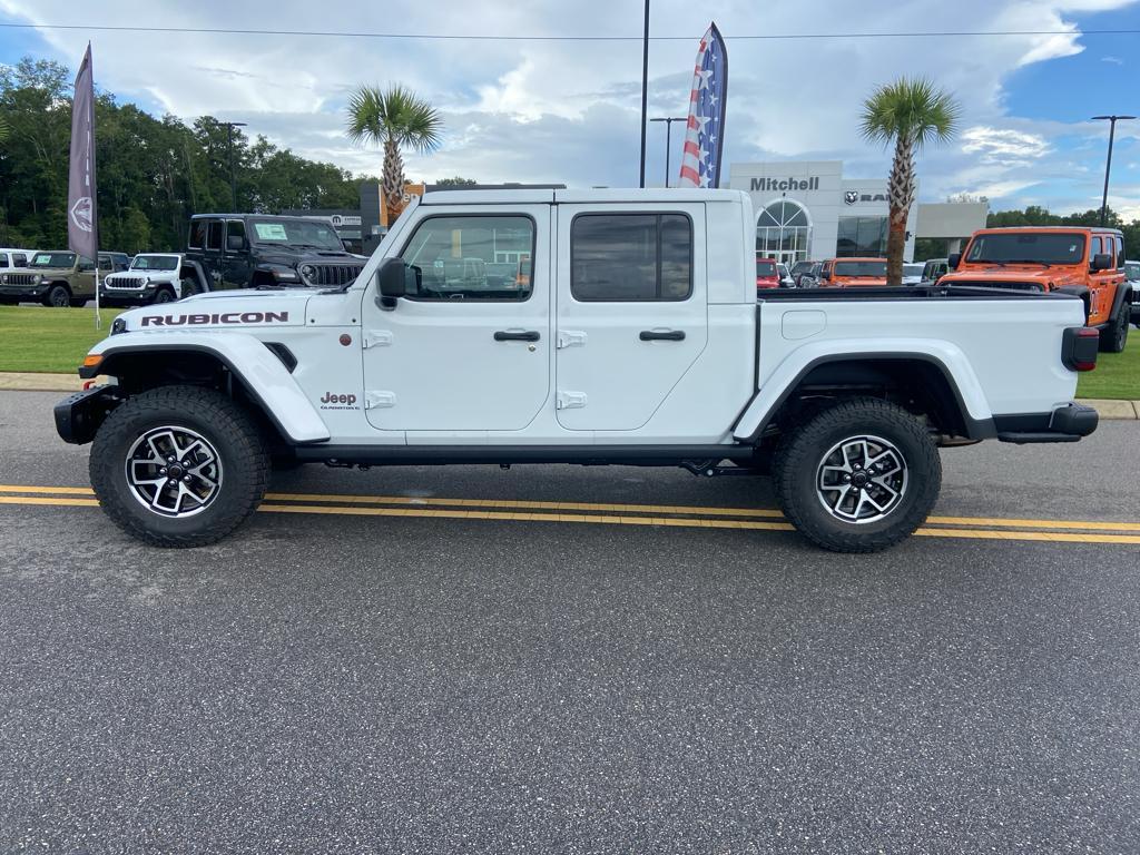 new 2025 Jeep Gladiator car, priced at $54,331