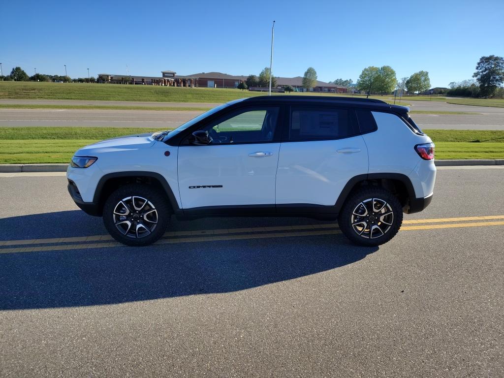 new 2026 Jeep Compass car, priced at $34,834
