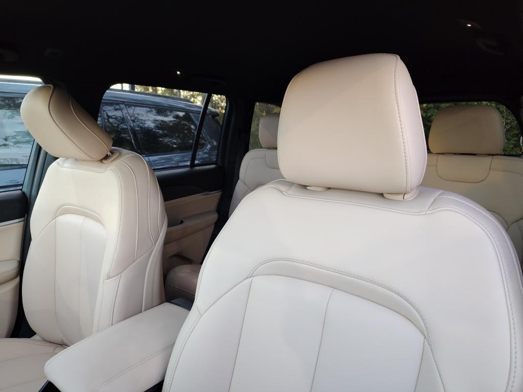 new 2025 Jeep Grand Cherokee car, priced at $40,828