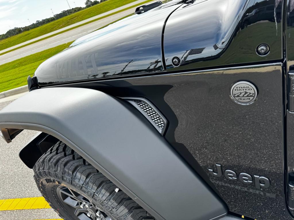 new 2025 Jeep Wrangler car, priced at $50,298