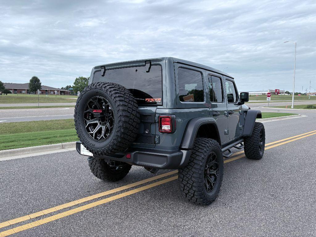 new 2025 Jeep Wrangler car, priced at $75,656