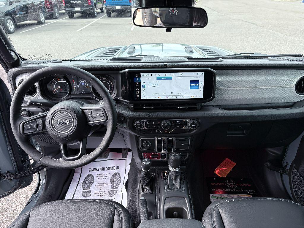 new 2025 Jeep Wrangler car, priced at $75,656