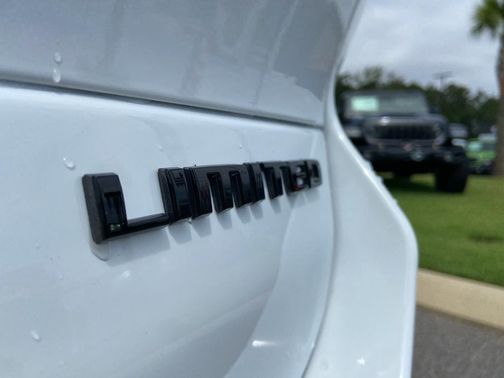 new 2025 Jeep Grand Cherokee L car, priced at $50,269