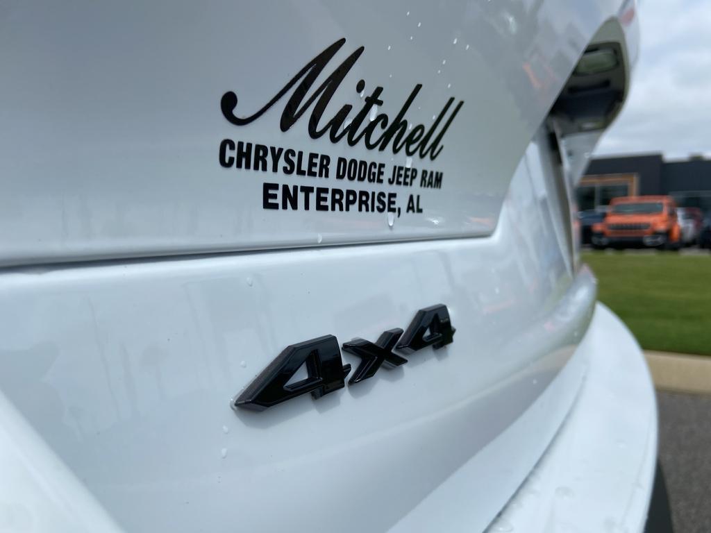 new 2025 Jeep Grand Cherokee L car, priced at $50,269