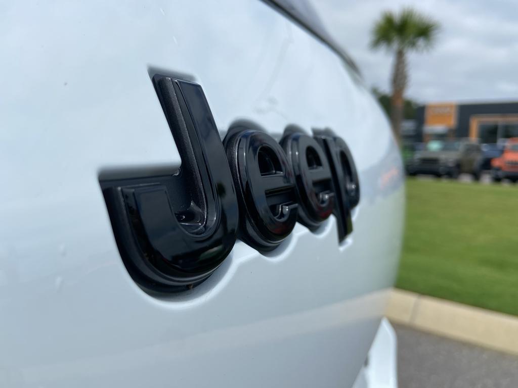 new 2025 Jeep Grand Cherokee L car, priced at $50,269