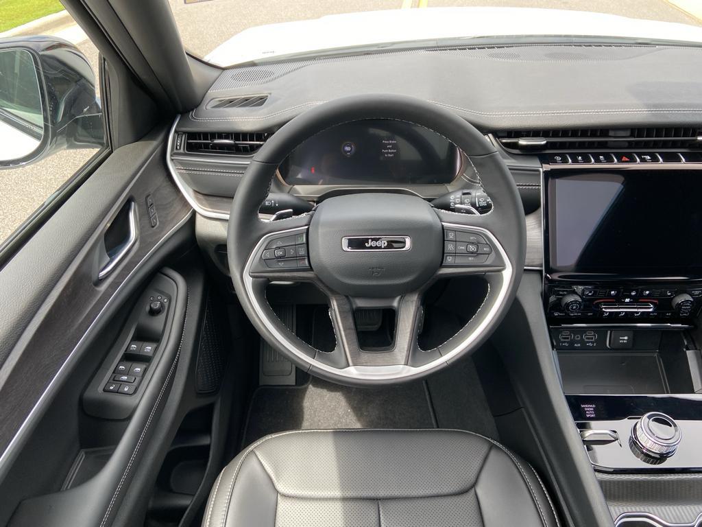 new 2025 Jeep Grand Cherokee L car, priced at $50,269