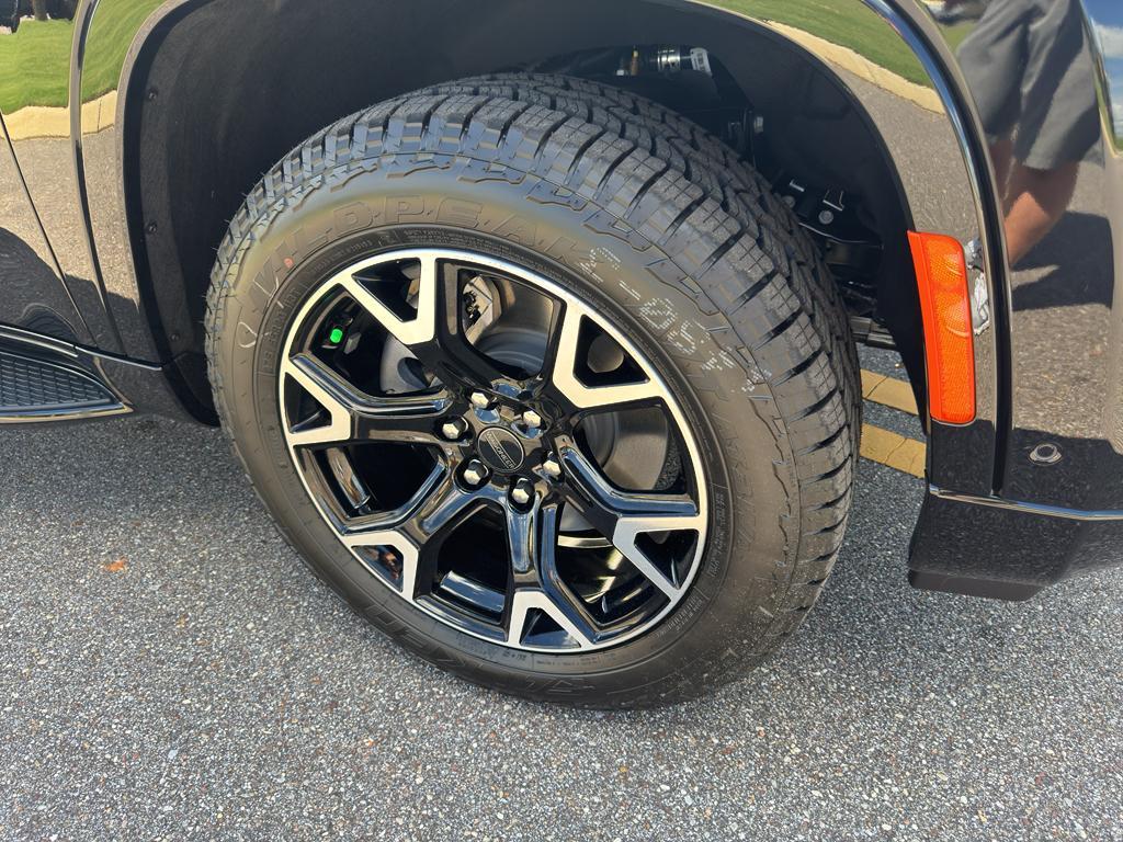 new 2025 Jeep Wagoneer car, priced at $70,998