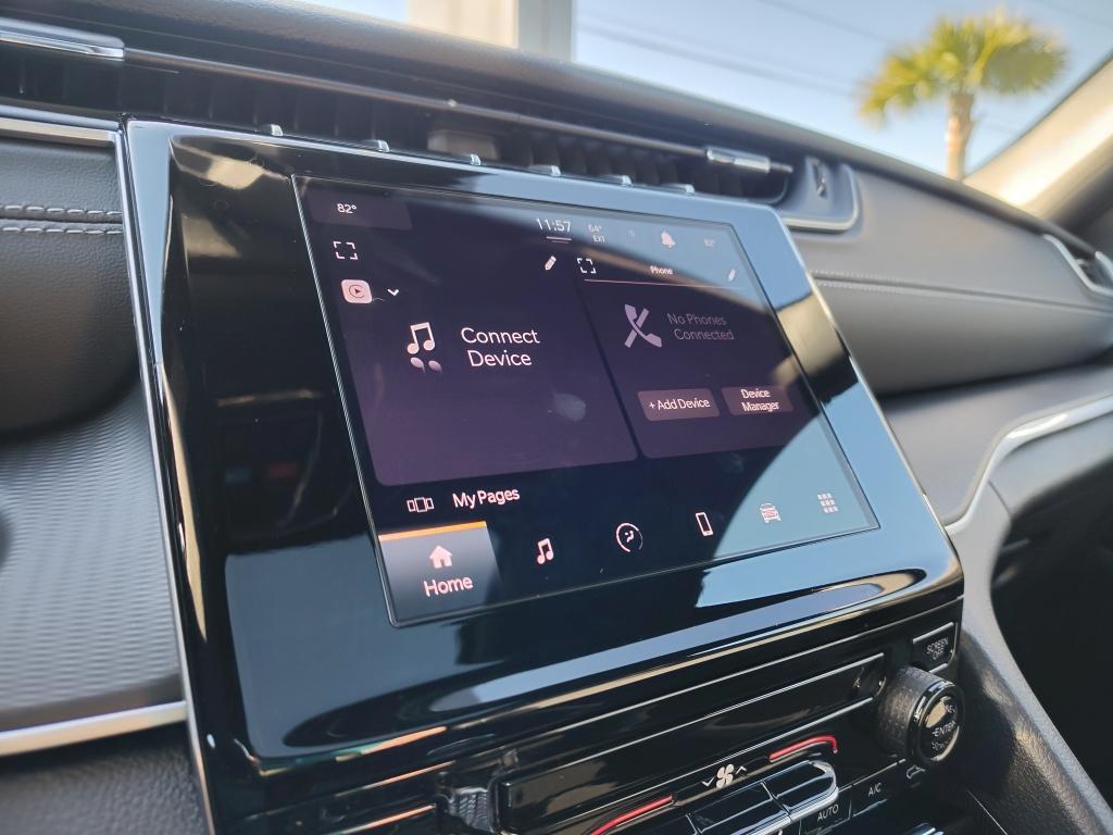 new 2025 Jeep Grand Cherokee car, priced at $36,552