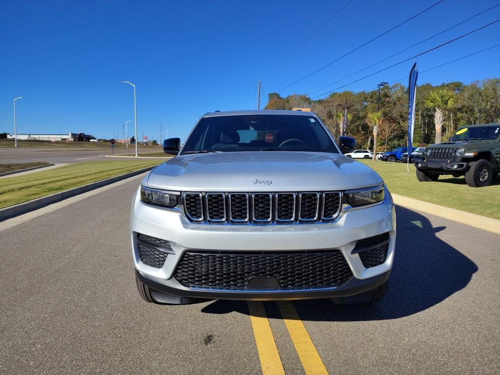 new 2025 Jeep Grand Cherokee car, priced at $36,552