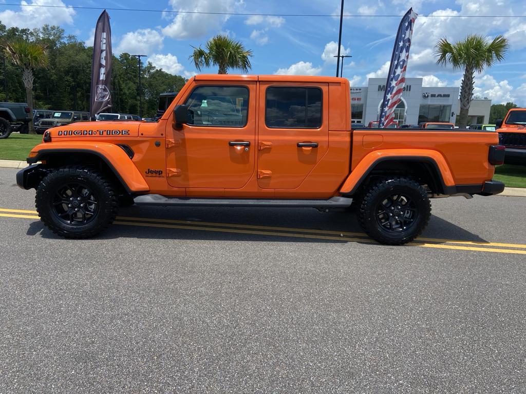 new 2025 Jeep Gladiator car, priced at $46,840
