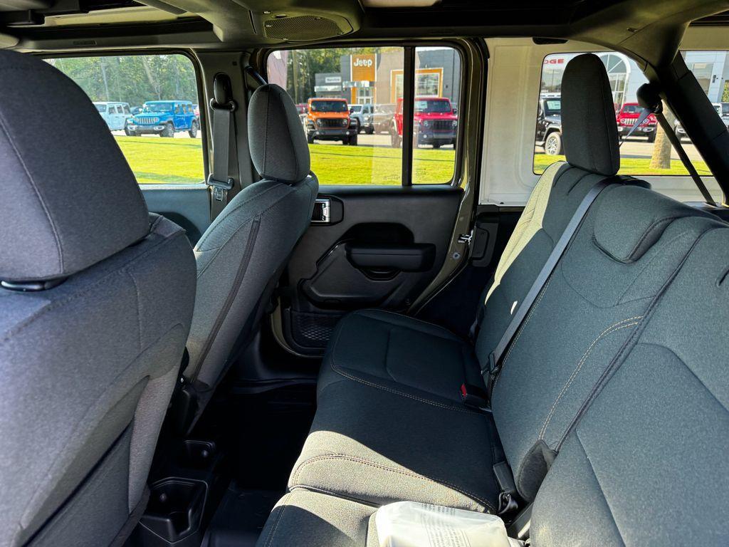 new 2025 Jeep Wrangler car, priced at $49,125