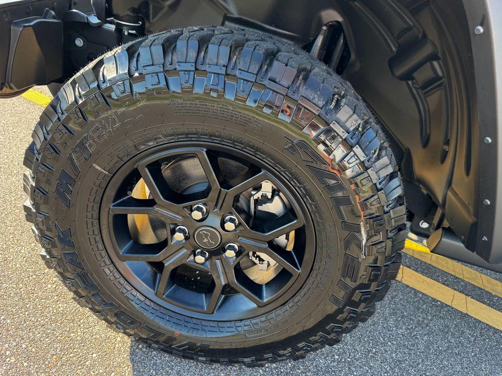 new 2025 Jeep Wrangler car, priced at $49,125