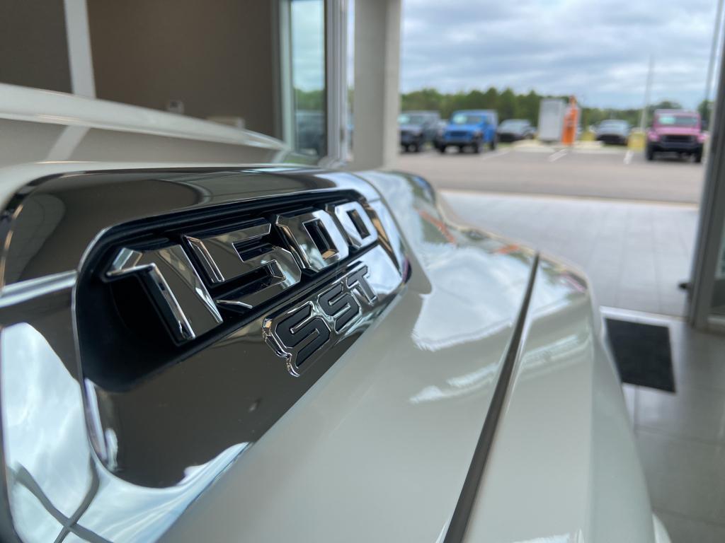 new 2025 Ram 1500 car, priced at $51,950