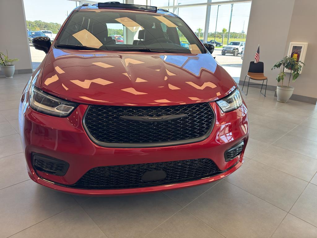 new 2026 Chrysler Pacifica car, priced at $50,776