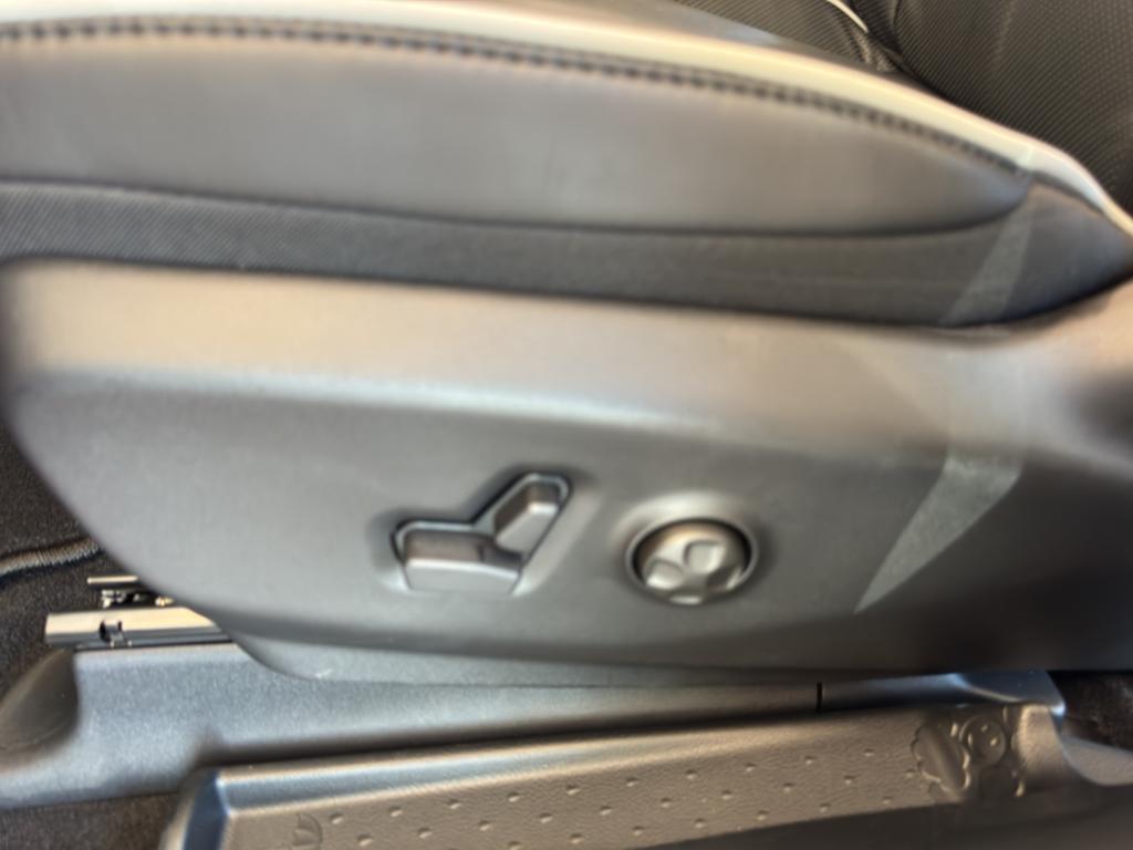 new 2026 Chrysler Pacifica car, priced at $50,776