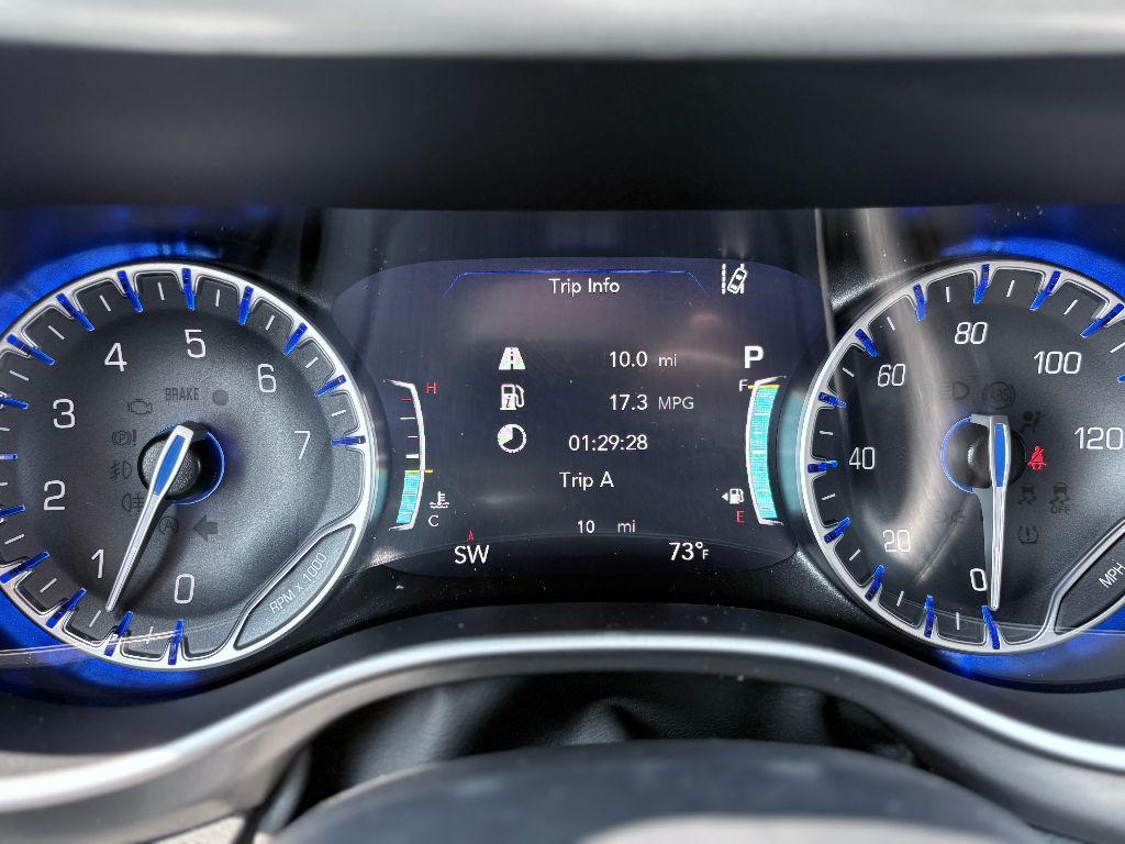 new 2025 Chrysler Pacifica car, priced at $44,756