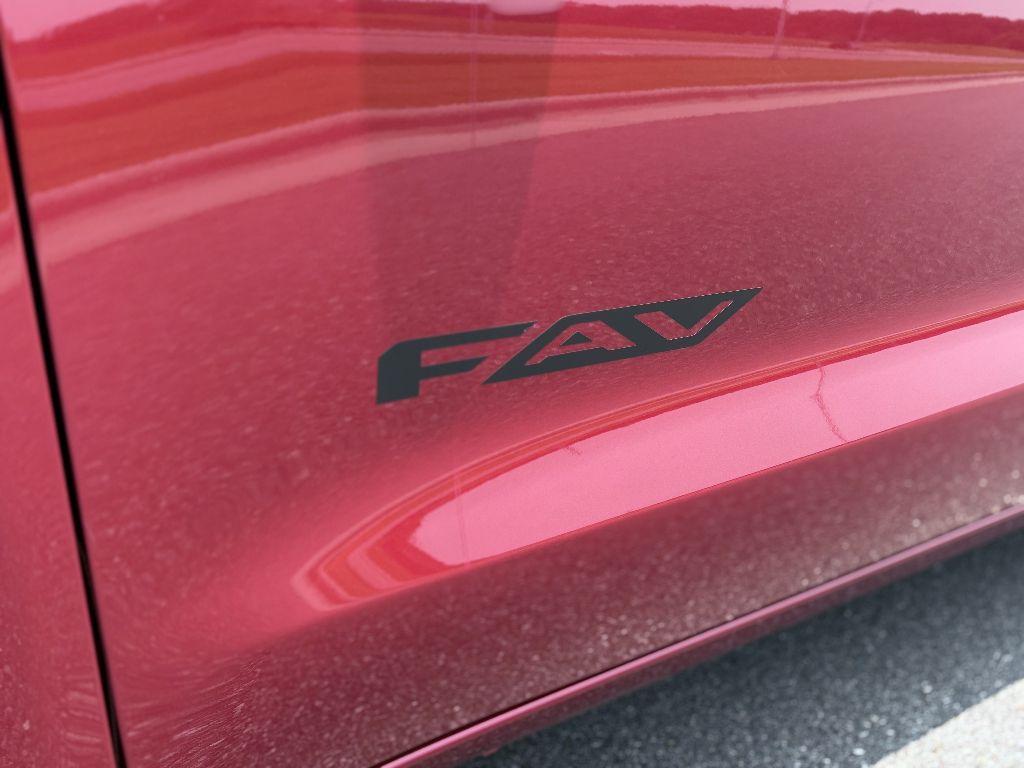 new 2025 Chrysler Pacifica car, priced at $44,756
