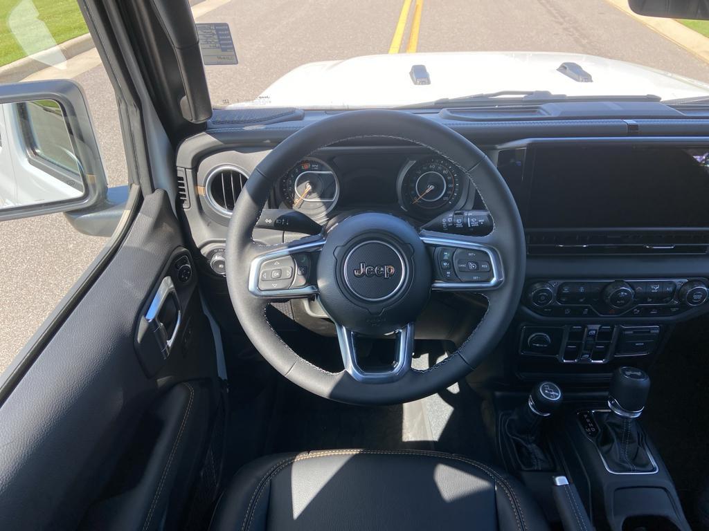 new 2025 Jeep Wrangler car, priced at $54,393