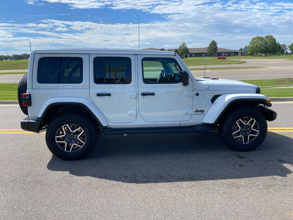 new 2025 Jeep Wrangler car, priced at $54,393